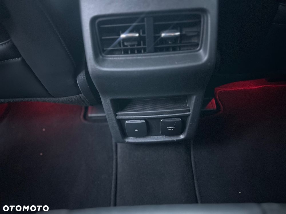 Ford S-Max 2.0 EcoBoost Titanium - 23