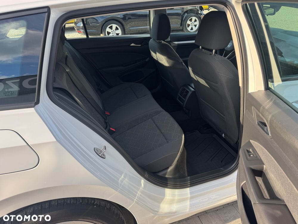 Volkswagen Golf VIII 1.5 TSI EVO Style - 20