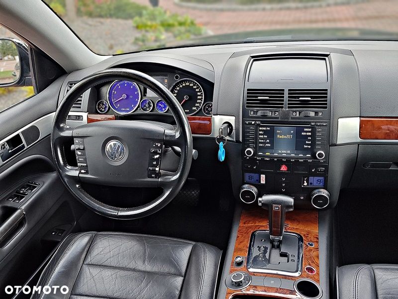 Volkswagen Touareg 3.2 V6 Automatik - 18