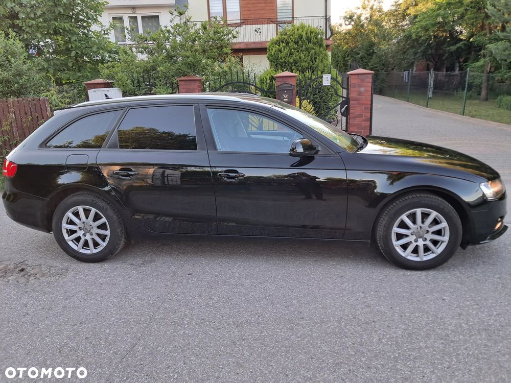 Audi A4 Avant 2.0 TDI DPF Attraction - 3