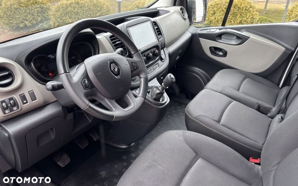 Renault TRAFIC - 11