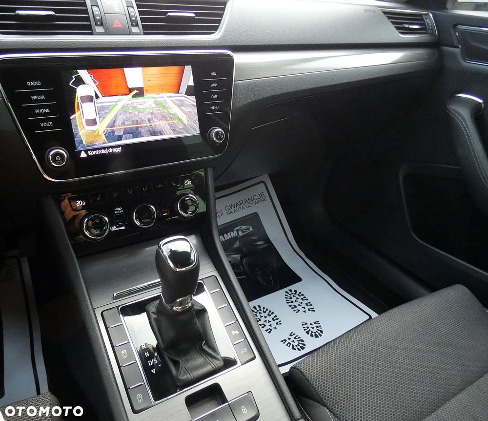 Skoda Superb 2.0 TDI SCR Style DSG - 31