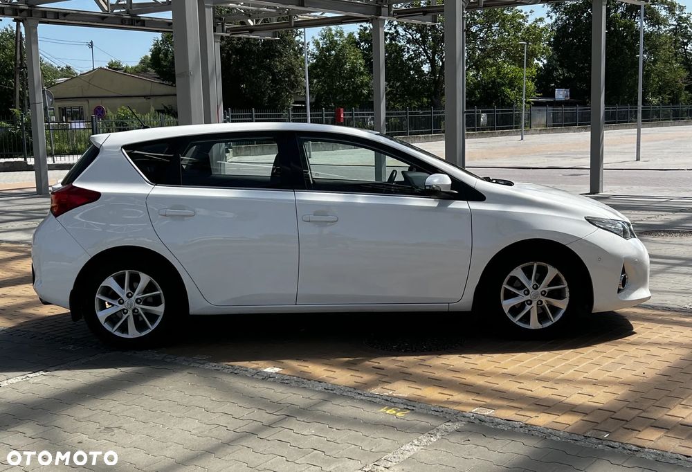 Toyota Auris - 5