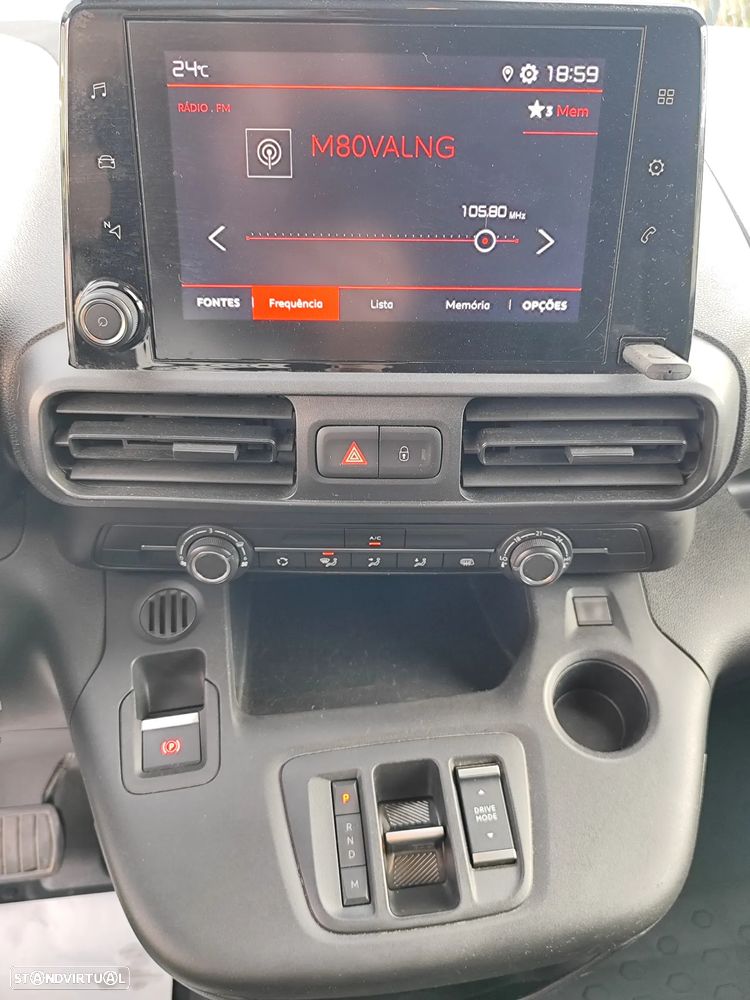 Citroën Berlingo 3 lug Automática 130 CV full extras - 15