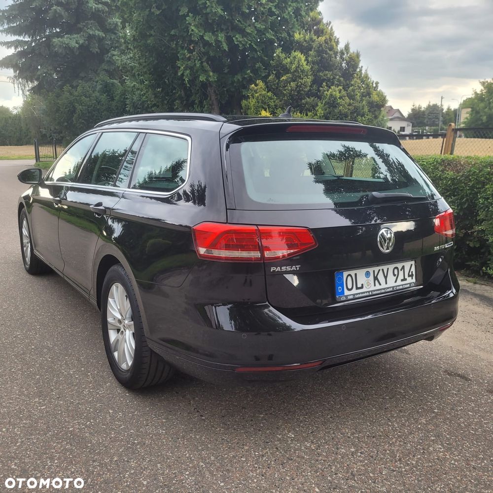 Volkswagen Passat - 7