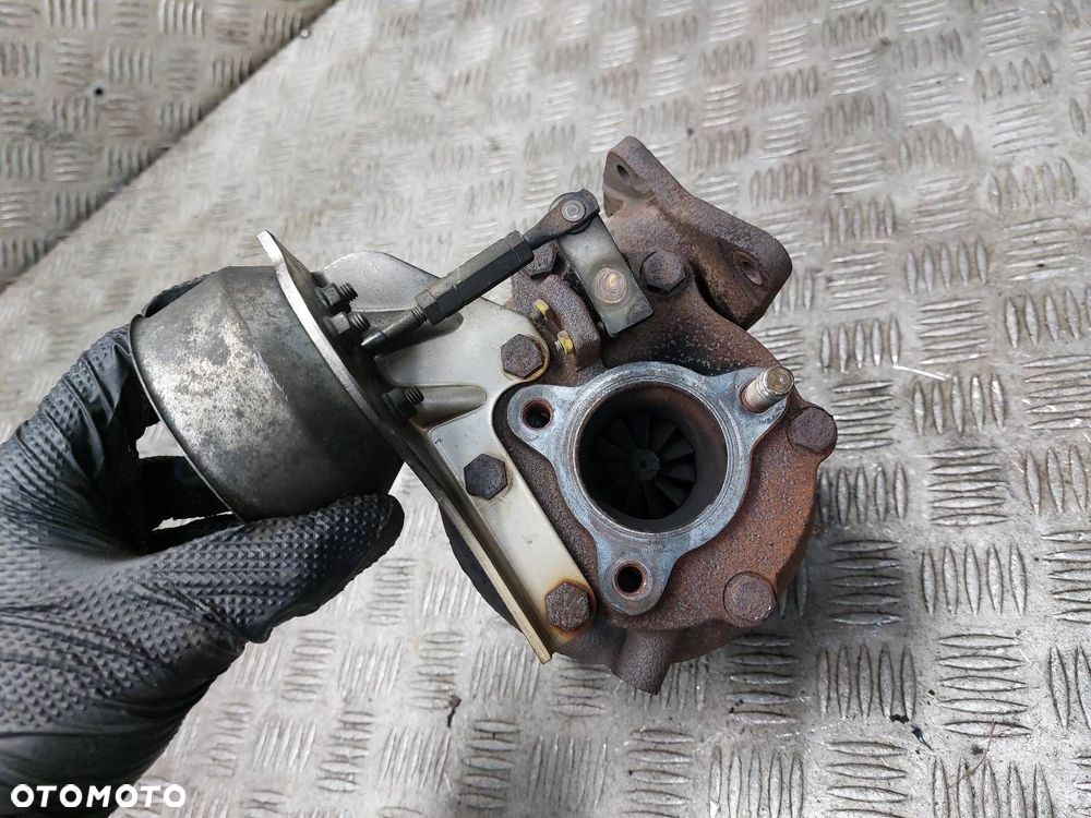 TURBOSPRĘŻARKA TURBINA MAZDA 323F BJ 2.0 TD VJ300010 RF4F - 4