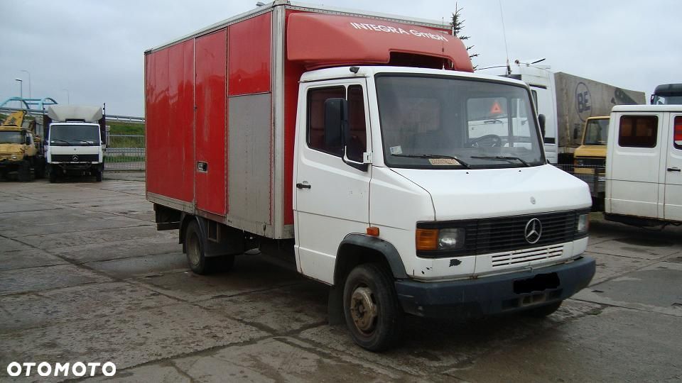 MERCEDES 609 709 809  SILNIK SKRZYNIA MOST CZĘŚCI - 2