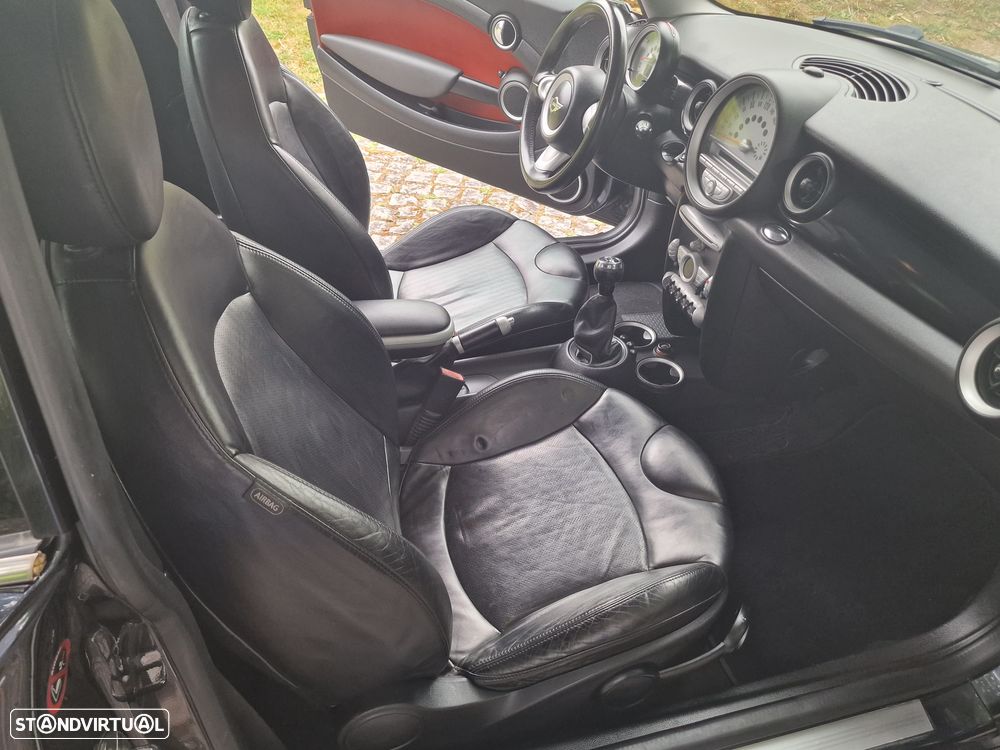 MINI 3 Portas Cooper D - 8