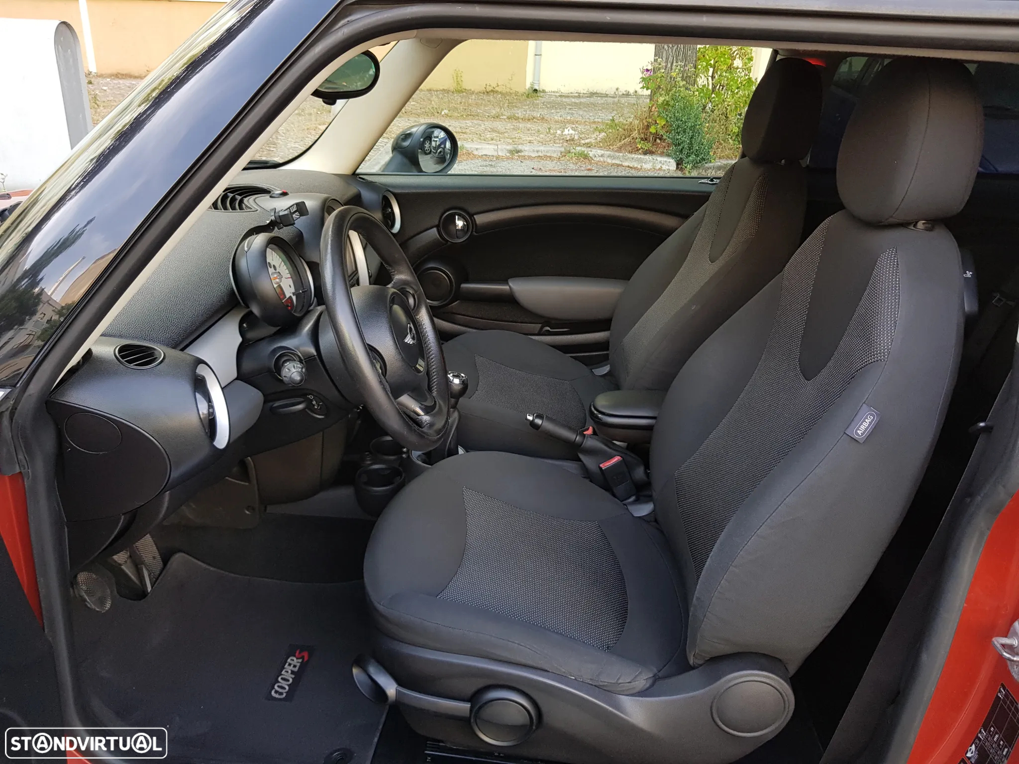 MINI 3 Portas One D - 25