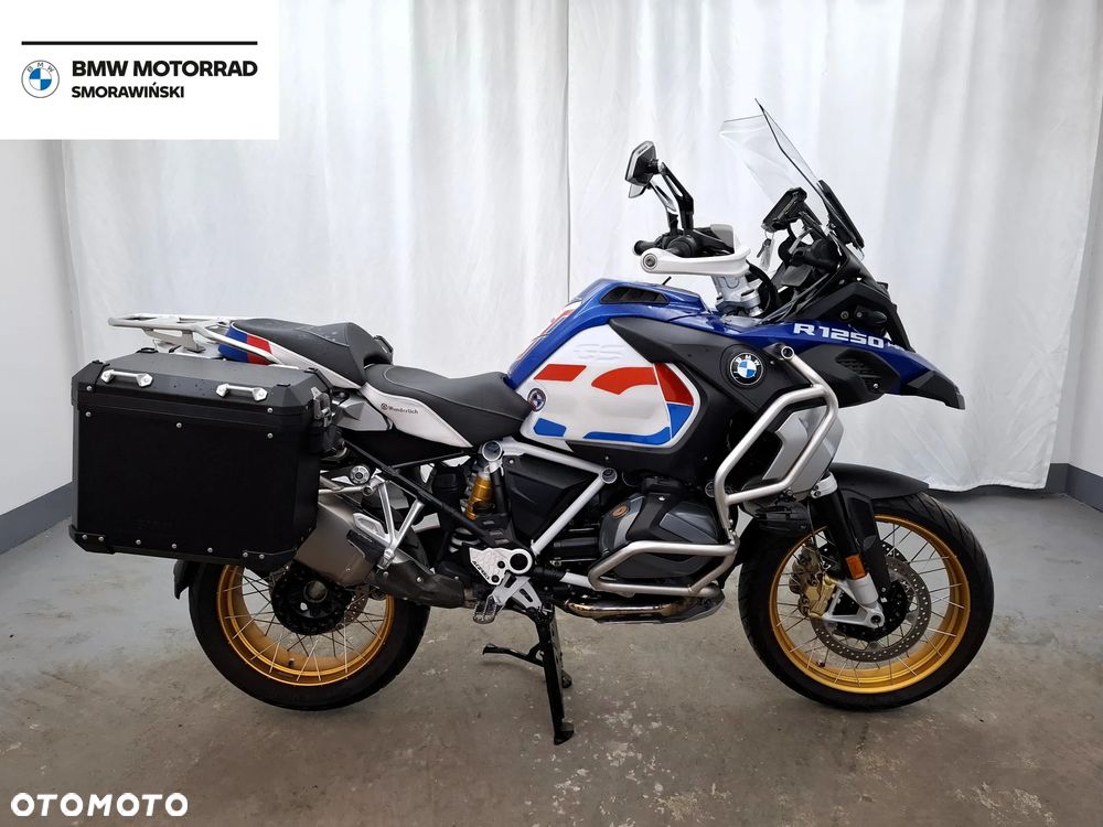 BMW R - 8