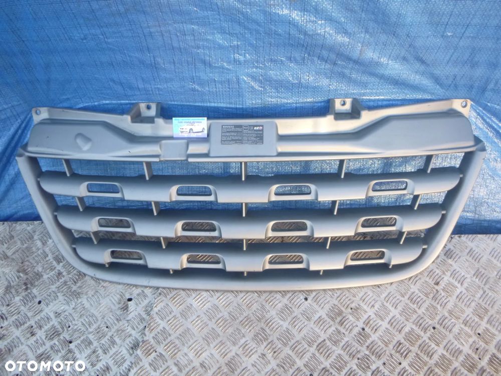 GRILL ATRAPA RENAULT MASTER III 2012r  623100256R - 1