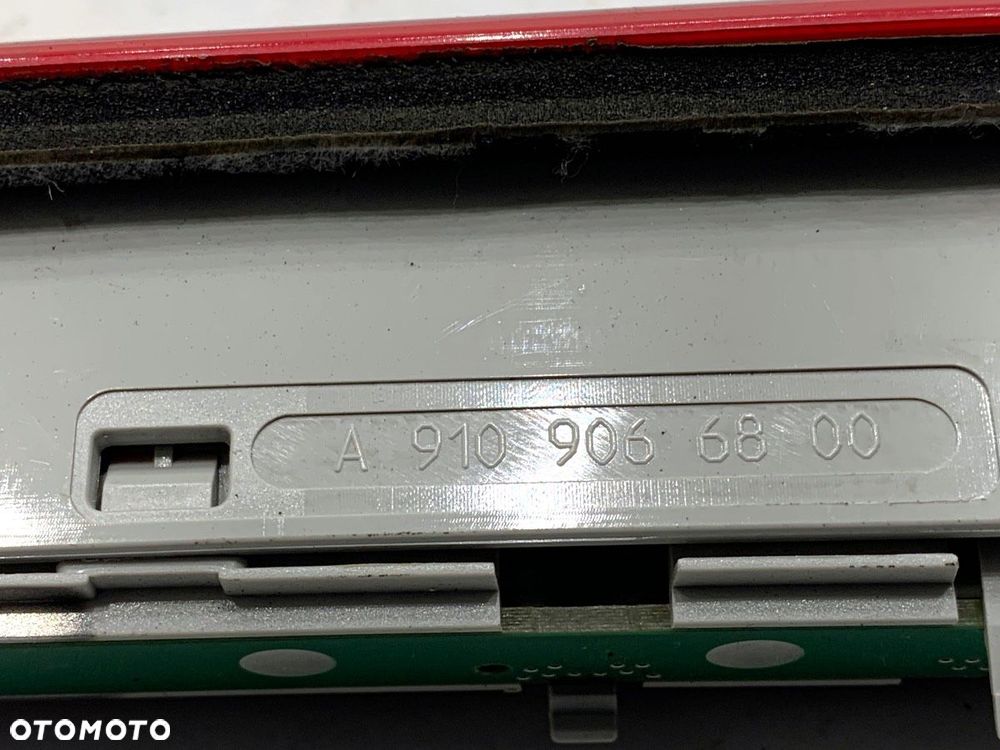 LAMPA STOP  MERCEDES-BENZ eSPRINTER Skrzynia (B910) 2020 - 2022 Electric (910.633) 85 kW [116 KM] - 3