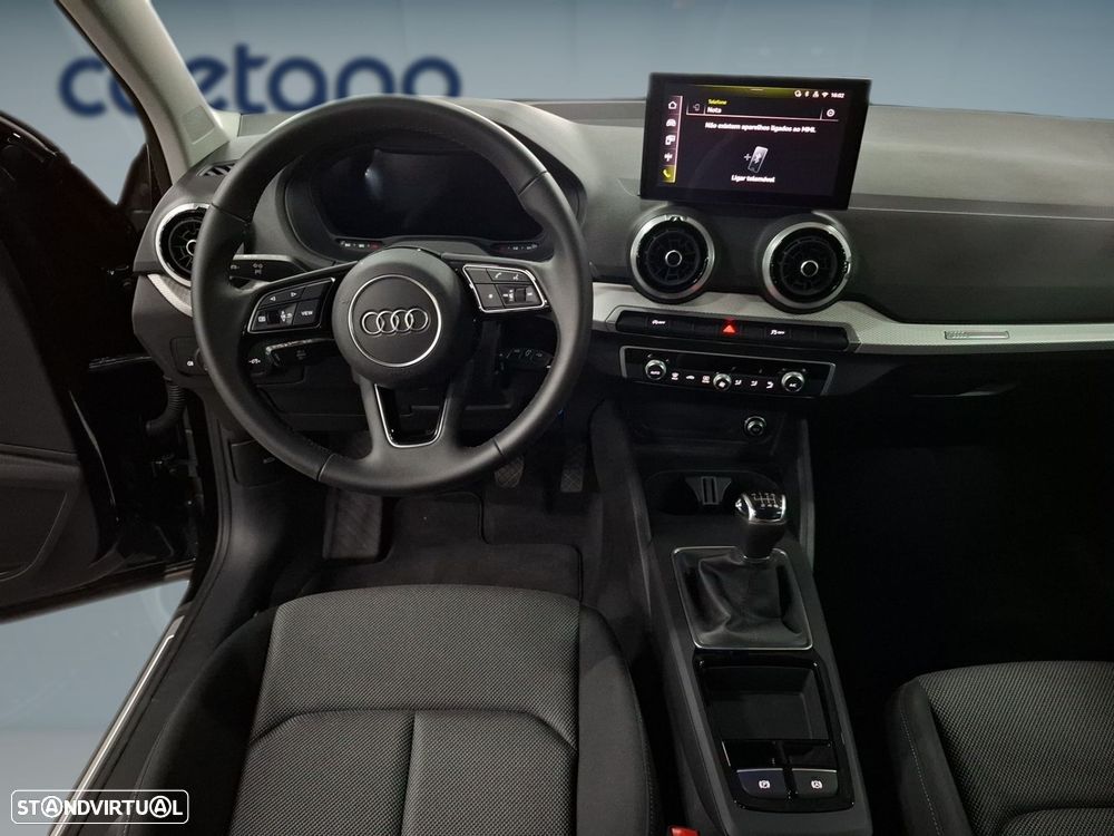 Audi Q2 30 TFSI SE Business - 13