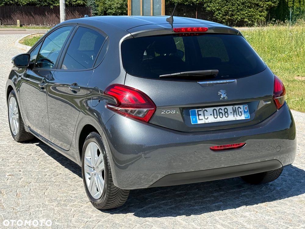 Peugeot 208 1.2 PureTech Style - 6