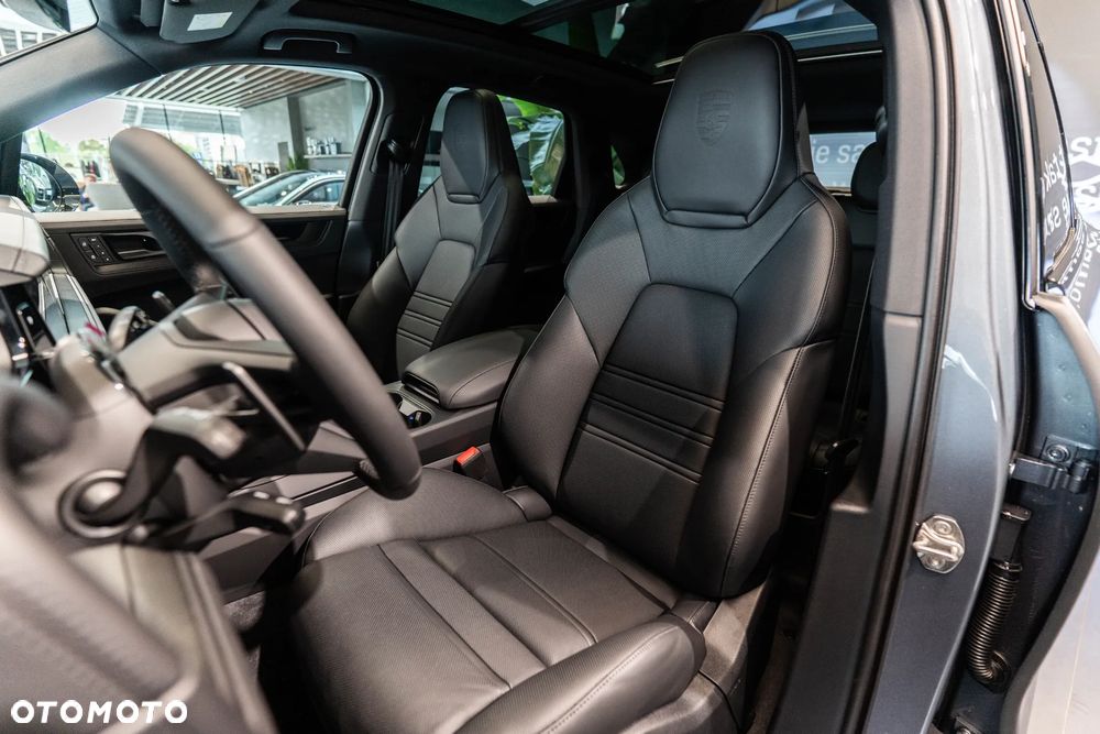 Porsche Cayenne E-Hybrid PHEV Black Edition - 10