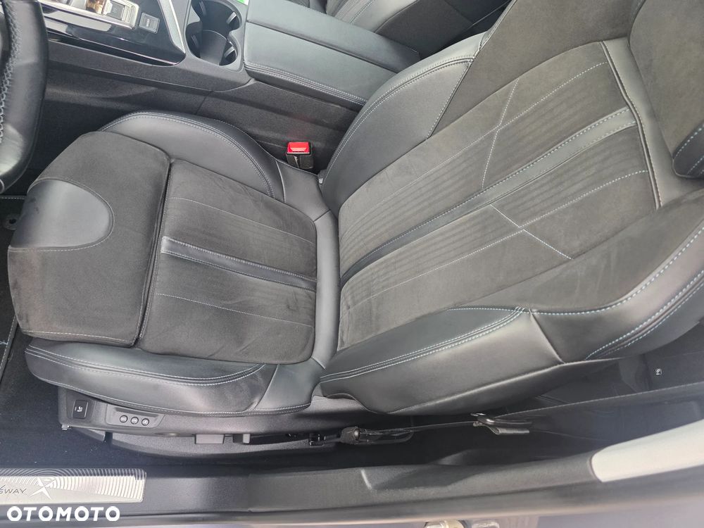 Peugeot 3008 2.0 BlueHDi GT S&S EAT8 - 5
