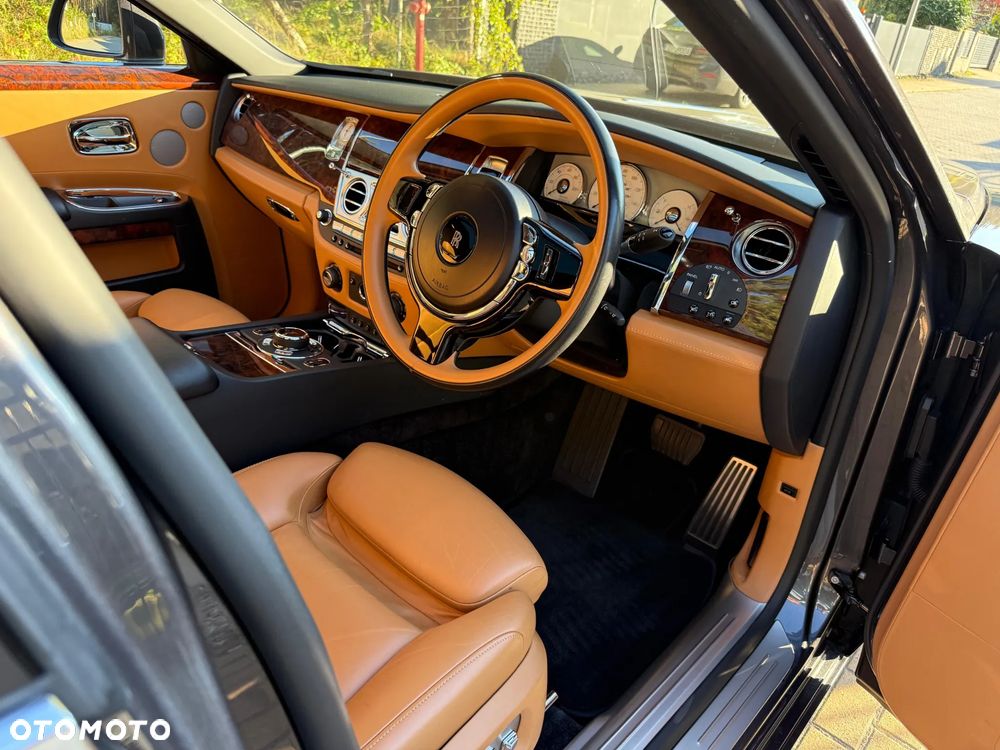 Rolls-Royce Ghost Standard - 27