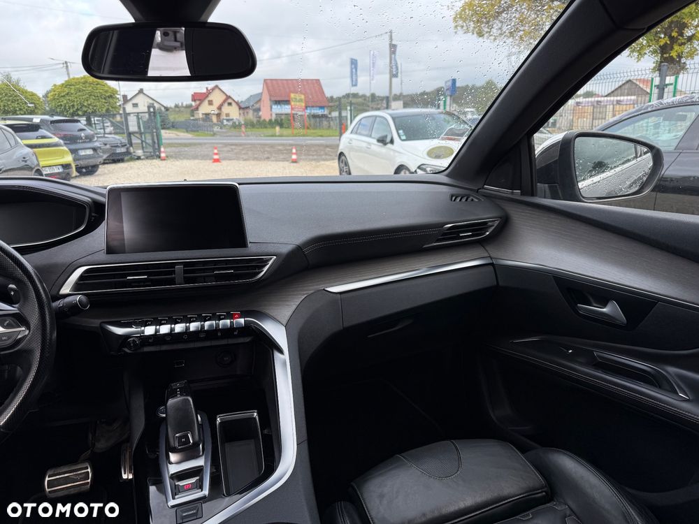 Peugeot 3008 - 11