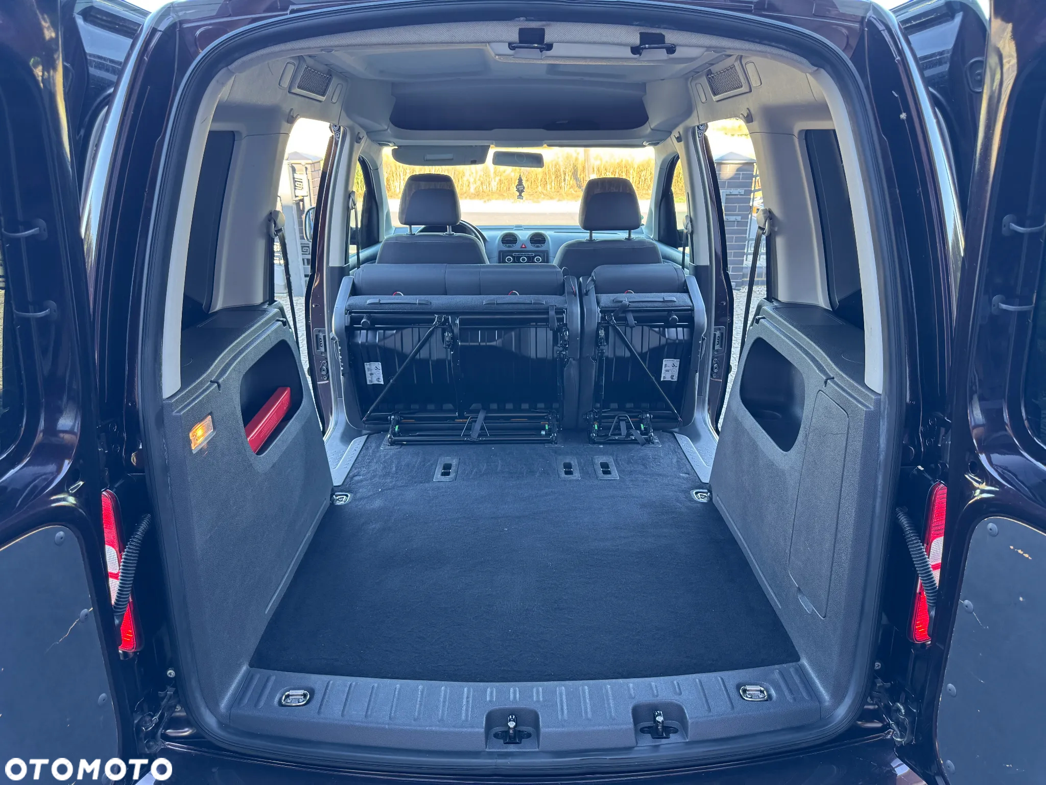 Volkswagen Caddy 1.6 TDI Trendline DSG - 37