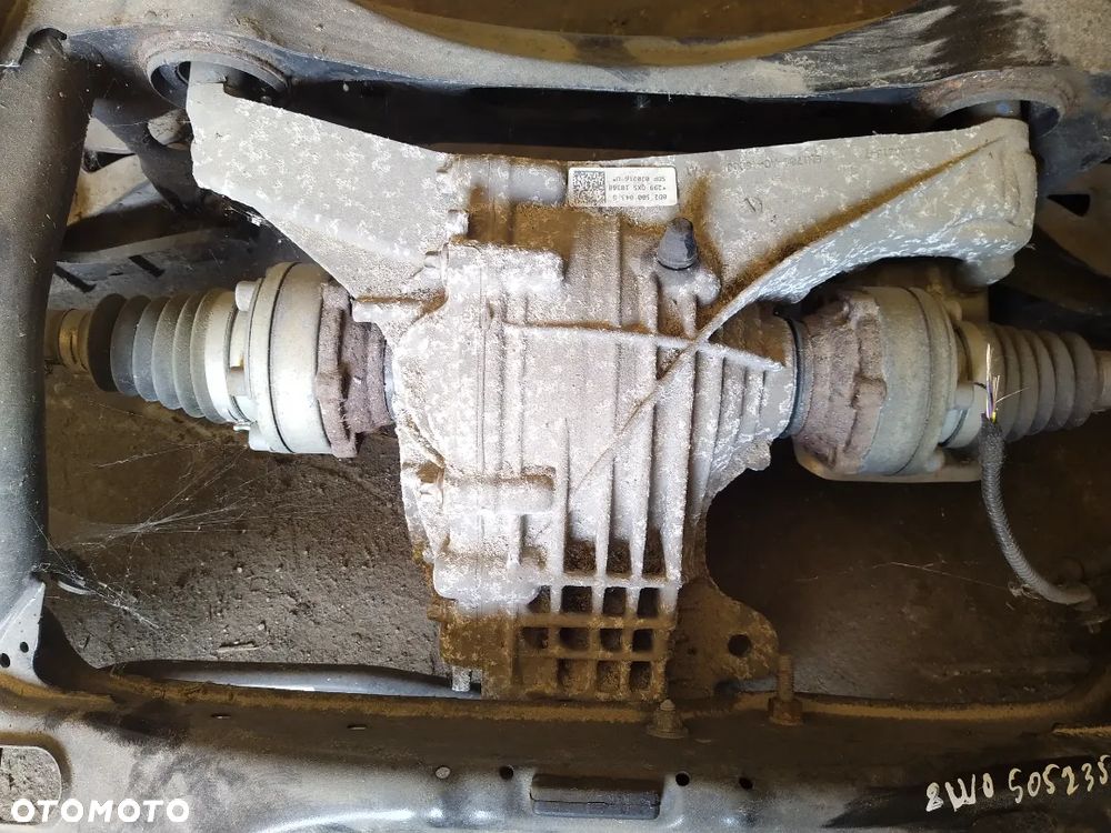 Zawieszenie tylne kompletne audi a4b9 8W0505235AB - 3