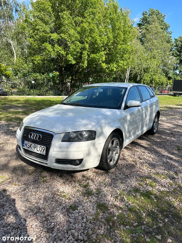 Audi A3 Sportback - 1