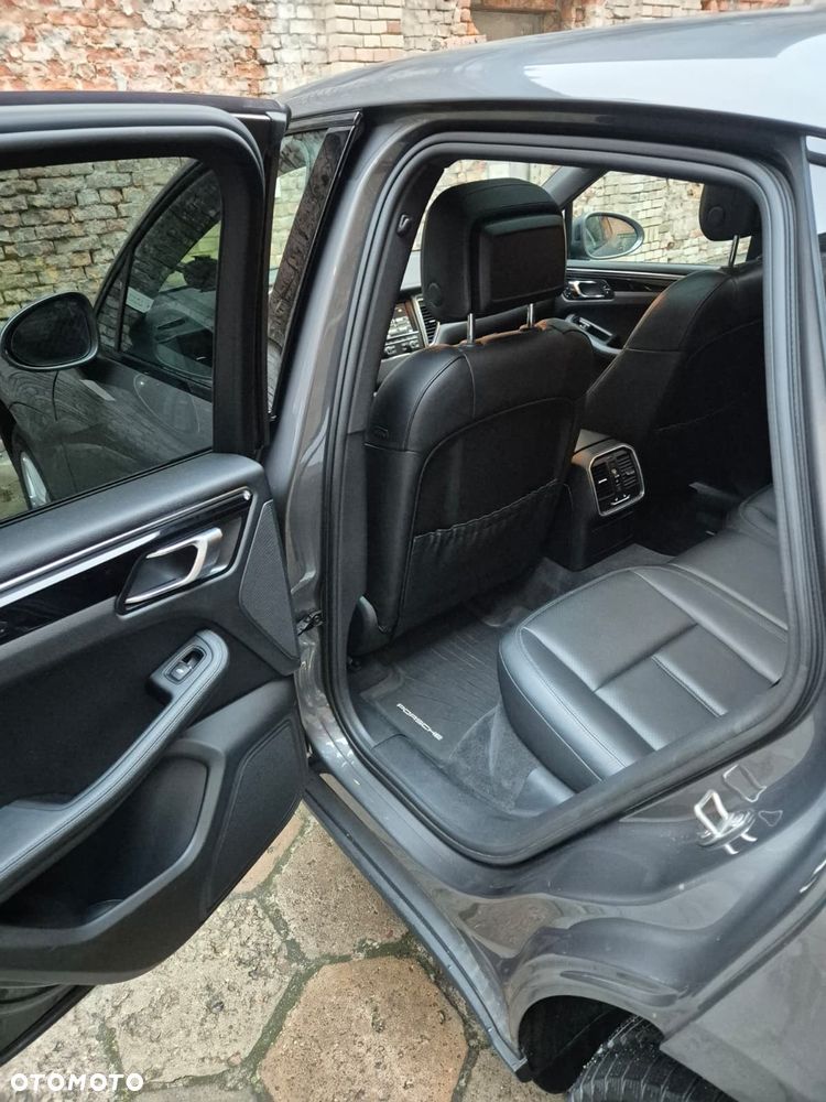 Porsche Macan S - 21