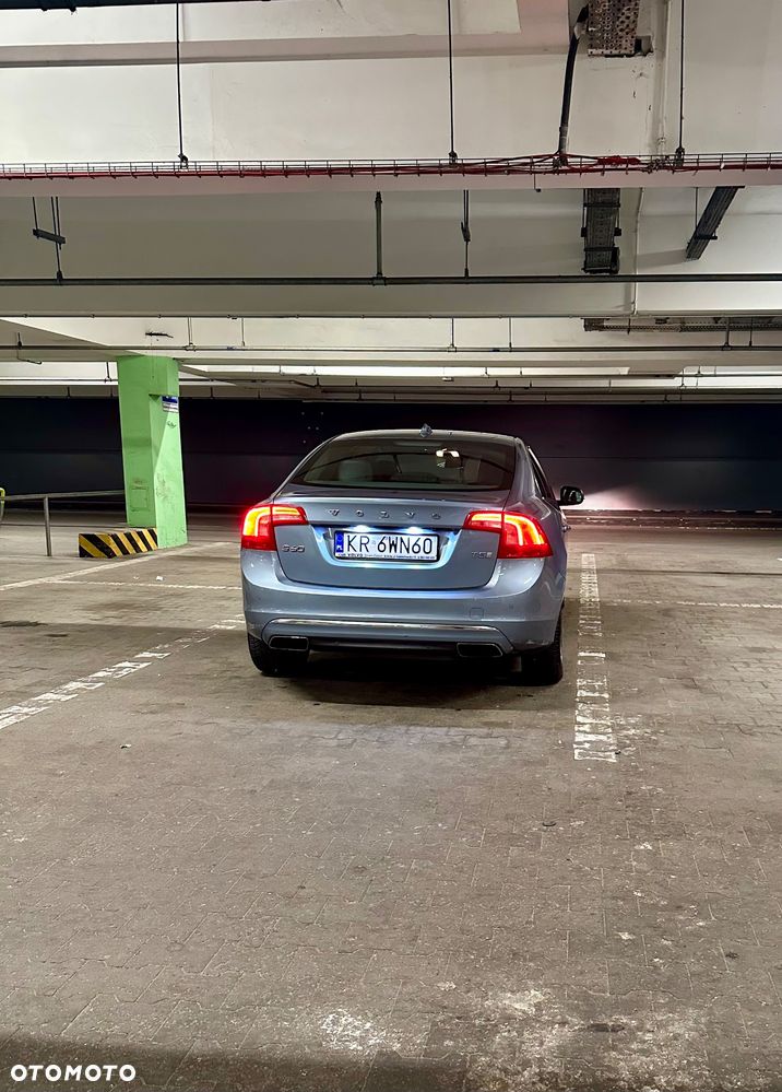 Volvo S60 - 4