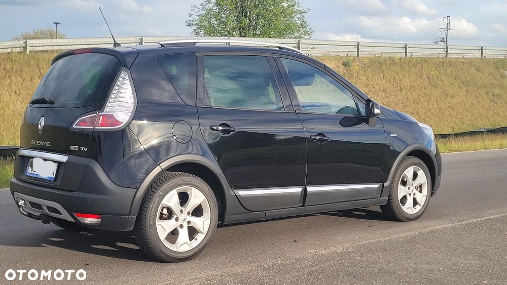 Renault Scenic Energy TCe 130 S&S Xmod Bose Edition - 9