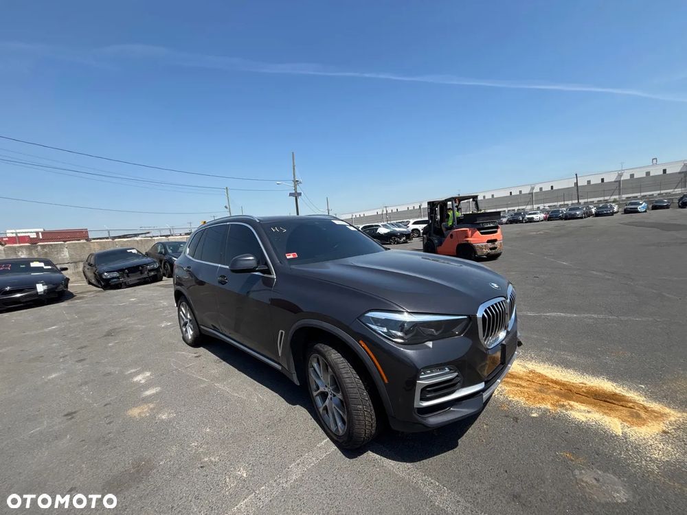 BMW X5 xDrive40i sport - 3