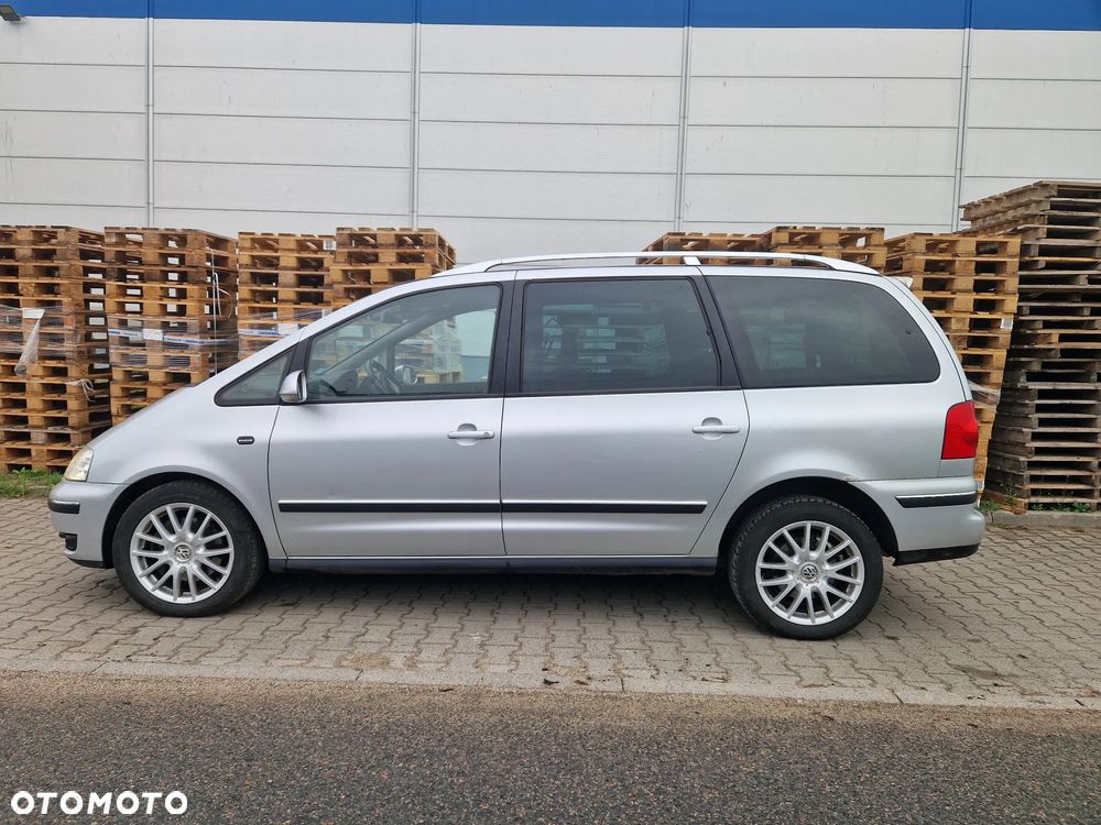Volkswagen Sharan 1.9 TDI Special - 2