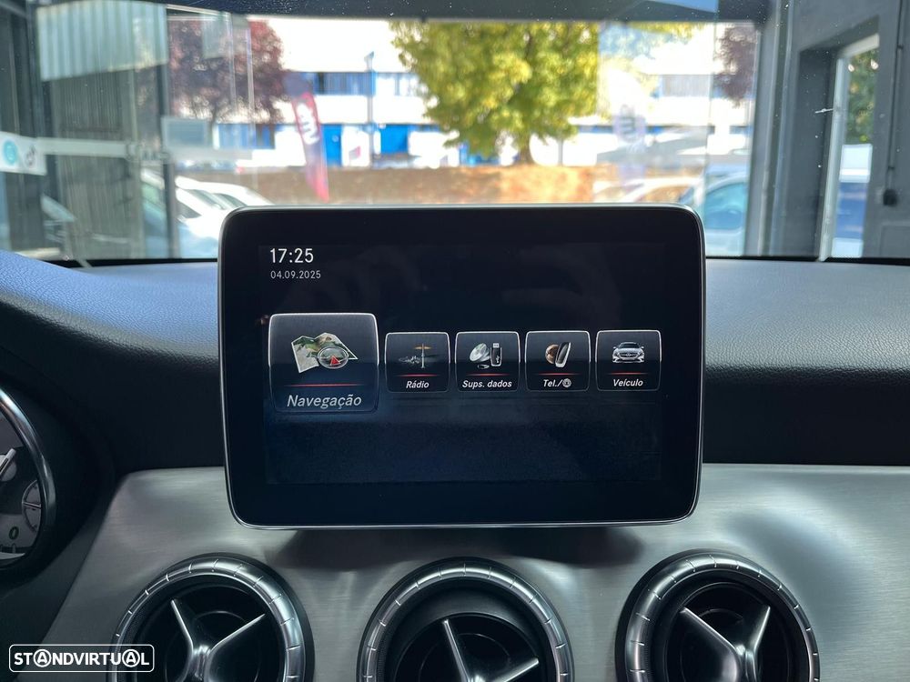 Mercedes-Benz CLA 220 CDi AMG Line Aut. - 12