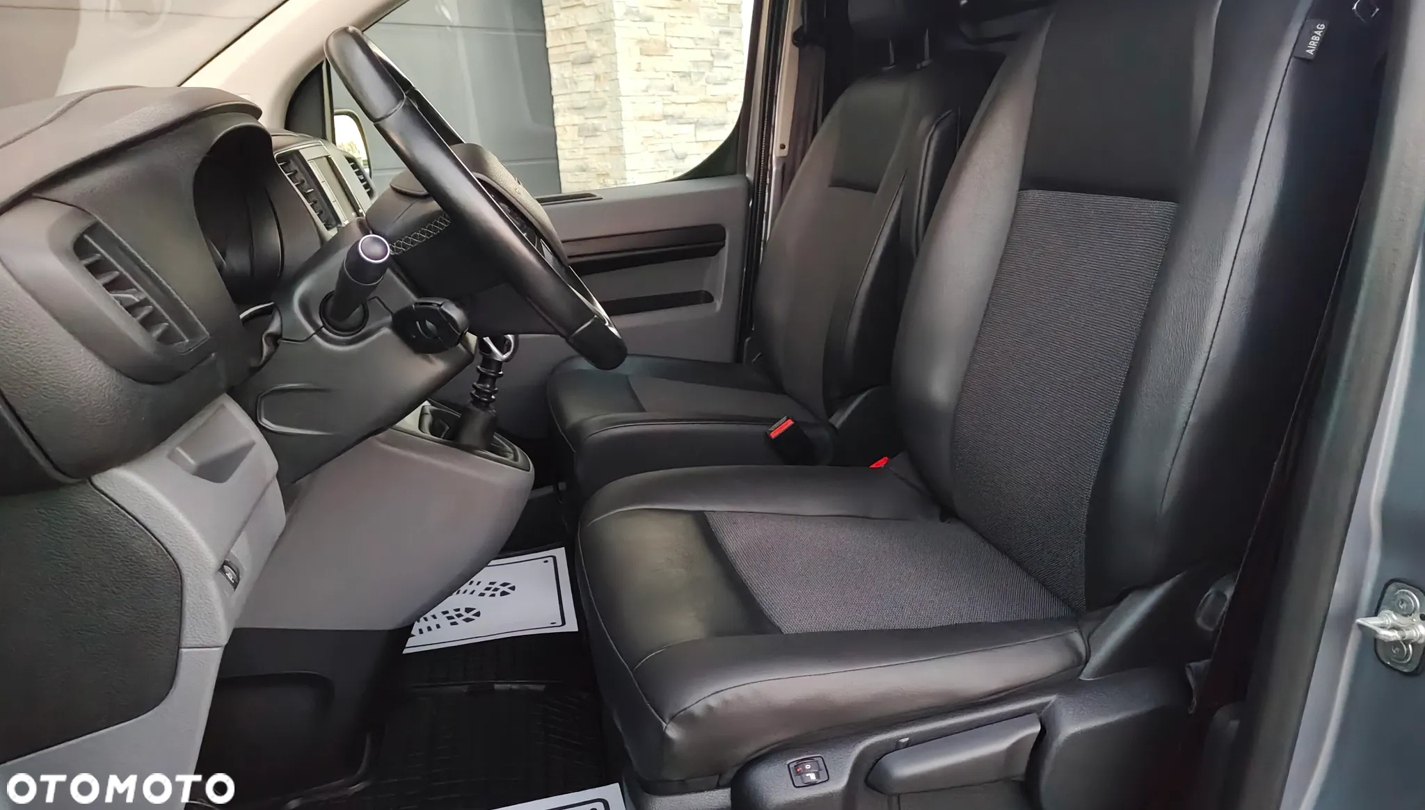 Opel VIVARO - 15