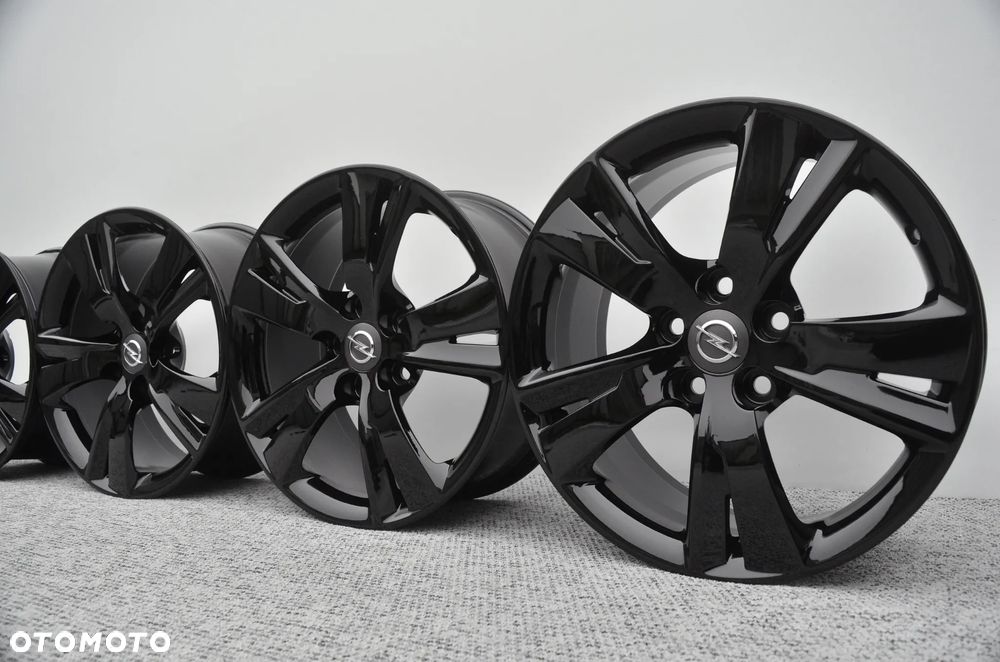 Felgi 8x18 5x120 Opel Insignia I - 8