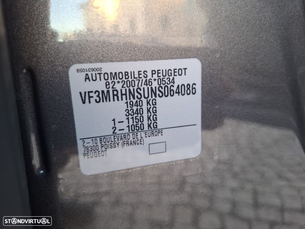 Peugeot 3008 1.2 PureTech Allure EAT8 - 60