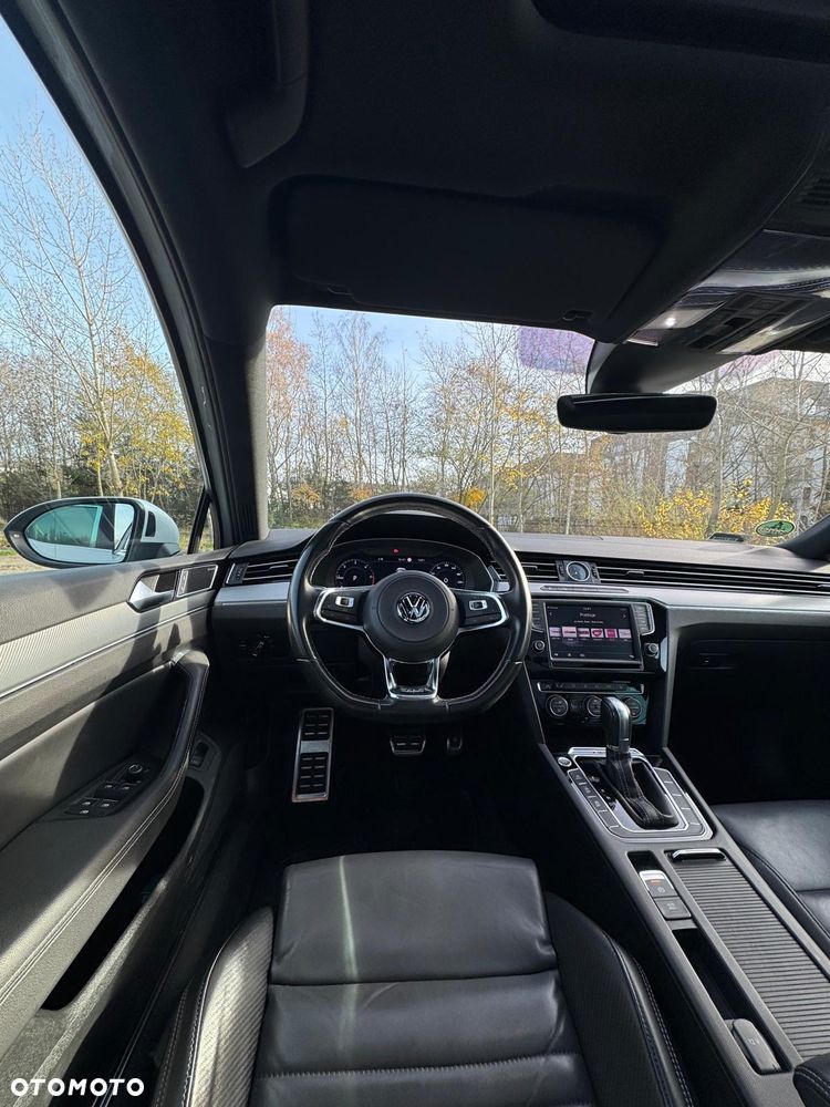 Volkswagen Passat 2.0 TDI Bi-Turbo BMT 4Mot Highline DSG - 11