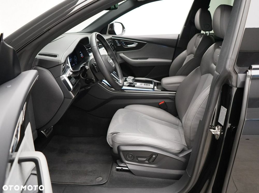 Audi Q8 - 22