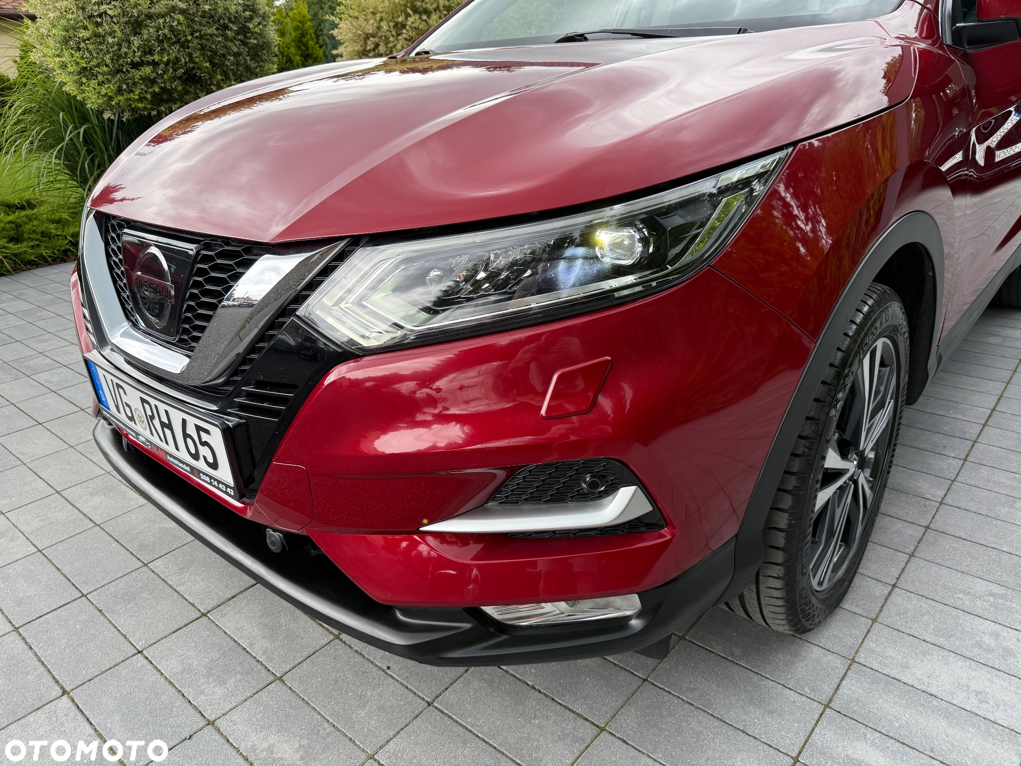 Nissan Qashqai 1.6 DIG-T N-Connecta - 25