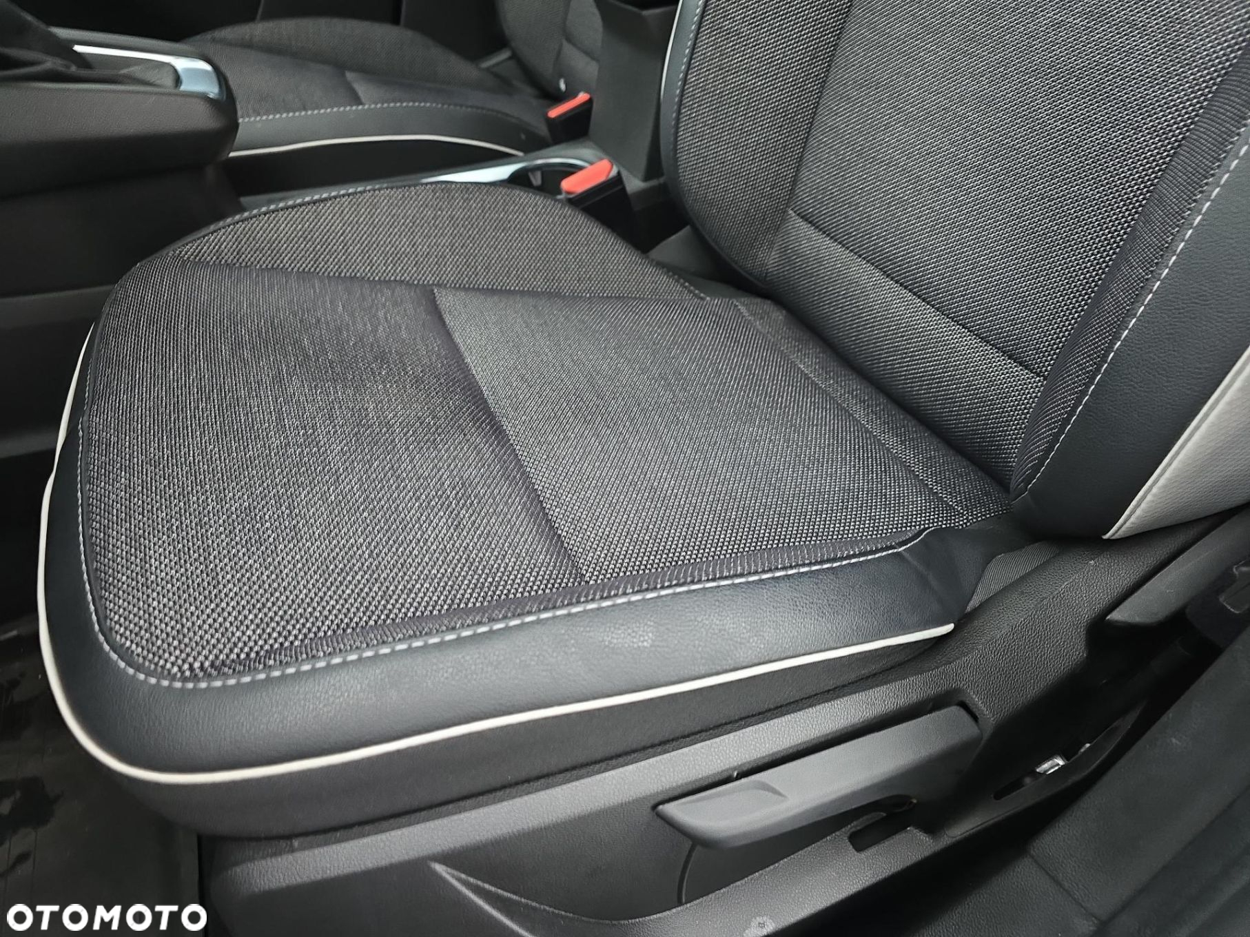 Renault Captur 1.0 TCe Techno - 15