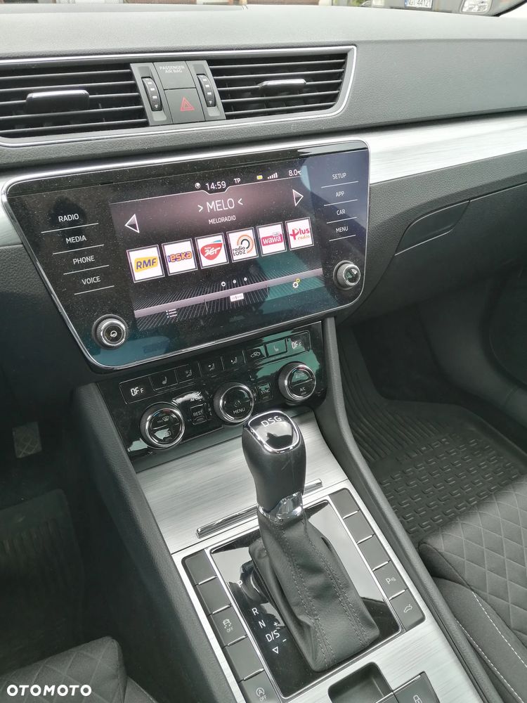 Skoda Superb 2.0 TDI Ambition DSG - 7
