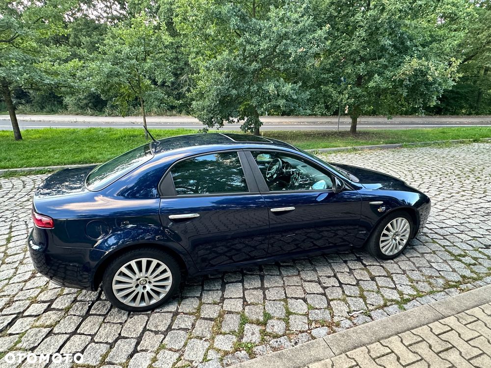 Alfa Romeo 159 1.9 JTDM 16V DPF Q-Tronic - 3