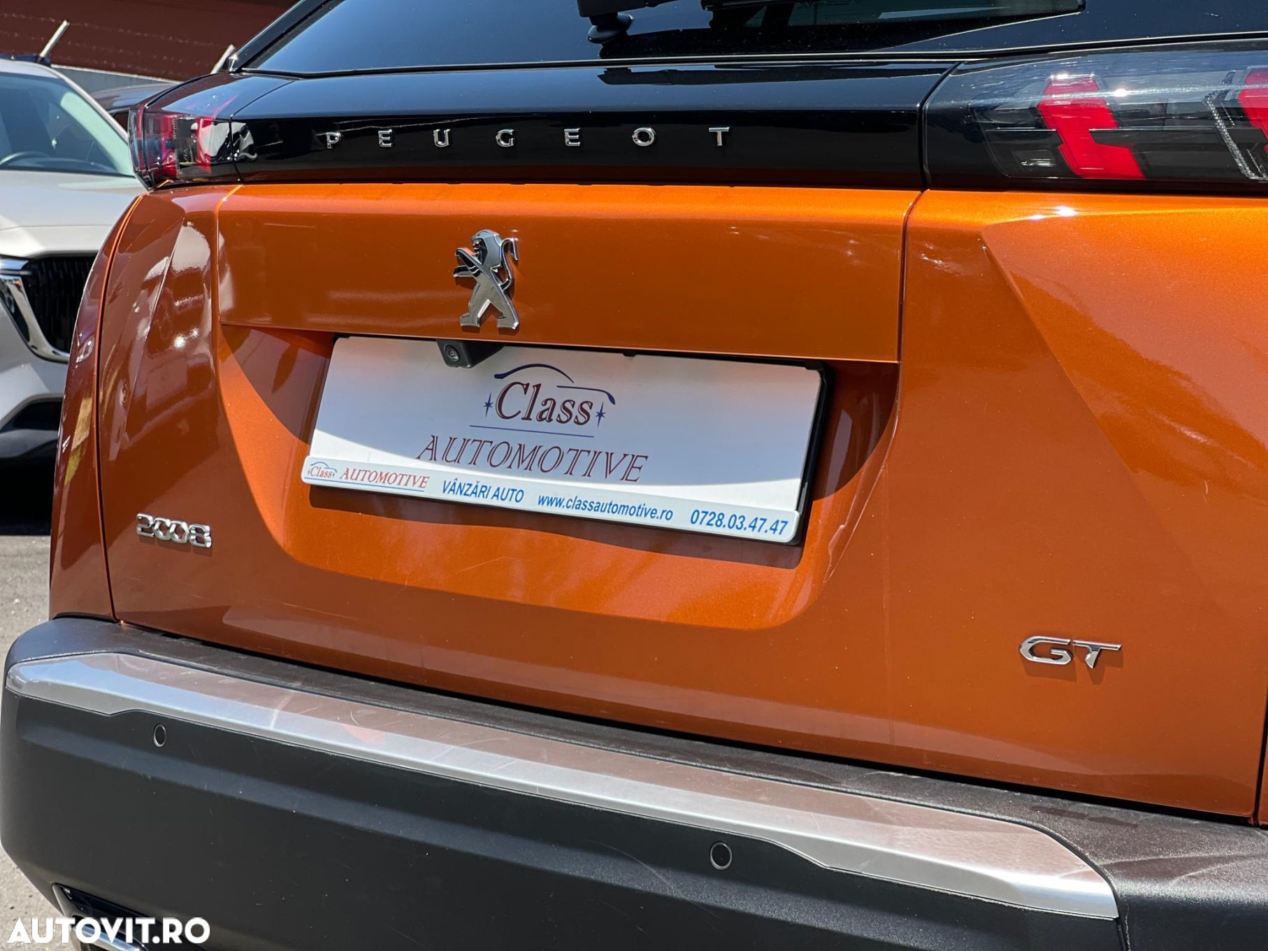 Peugeot 2008 1.2 PureTech Turbo S&S GT-Line - 6