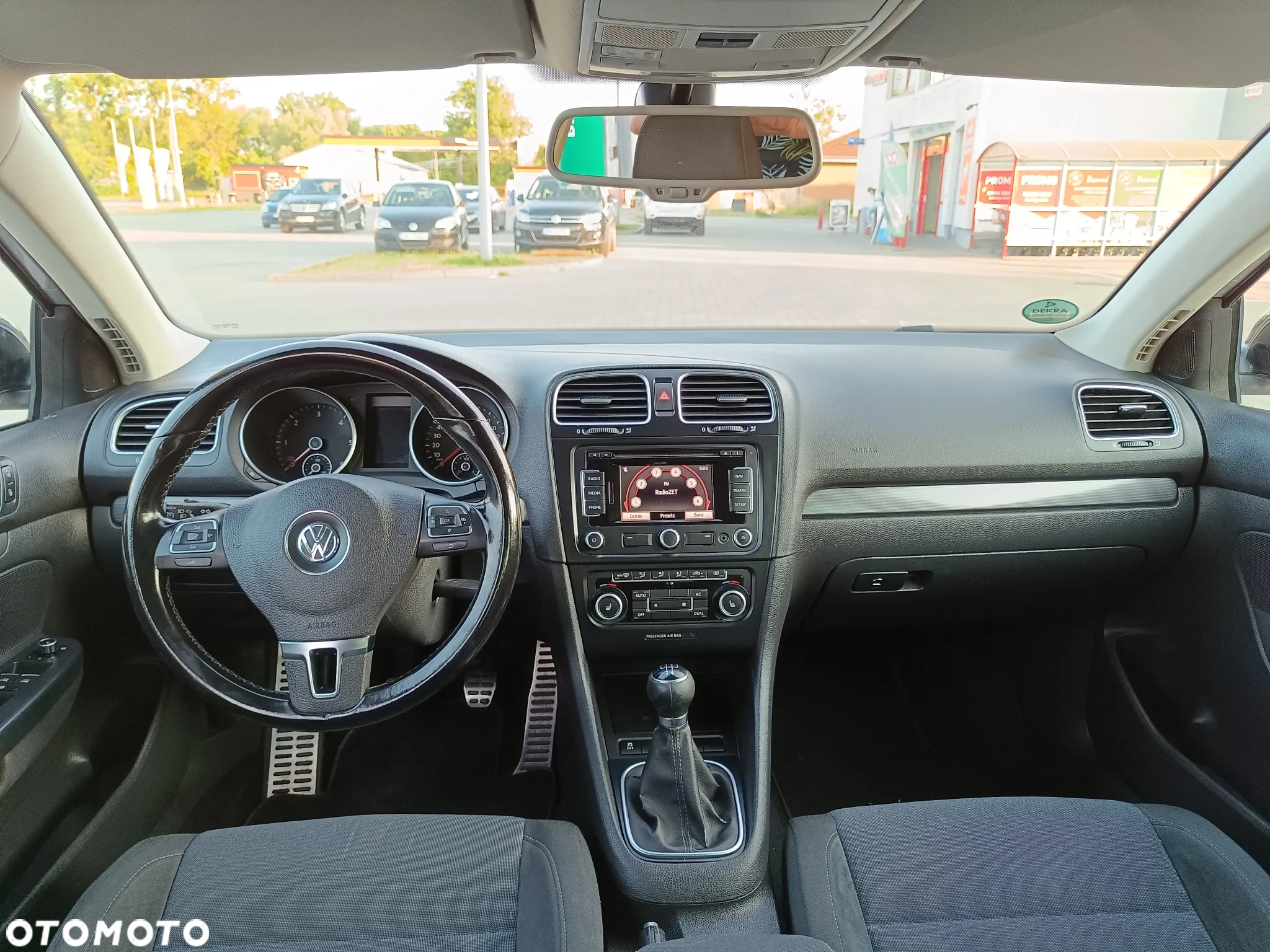 Volkswagen Golf Variant 1.6 TDI DPF Style - 12