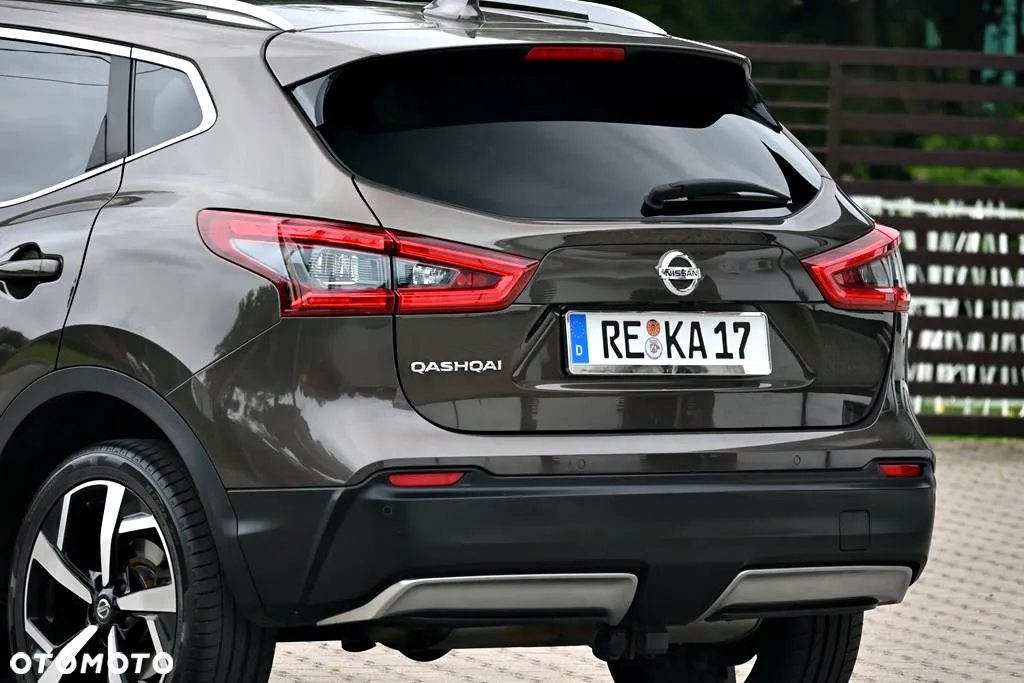 Nissan Qashqai 1.2 DIG-T Xtronic TEKNA+ - 27