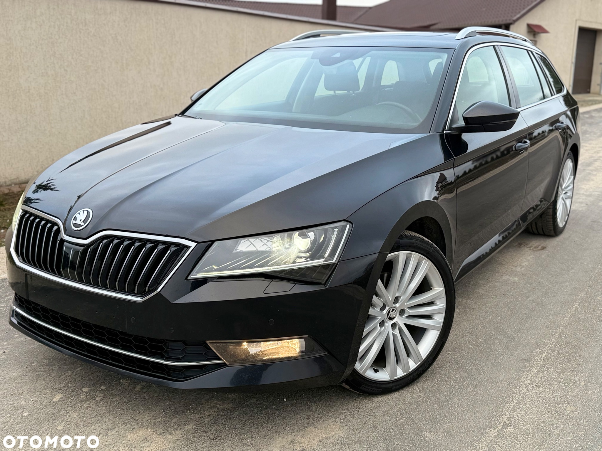 Skoda Superb - 36