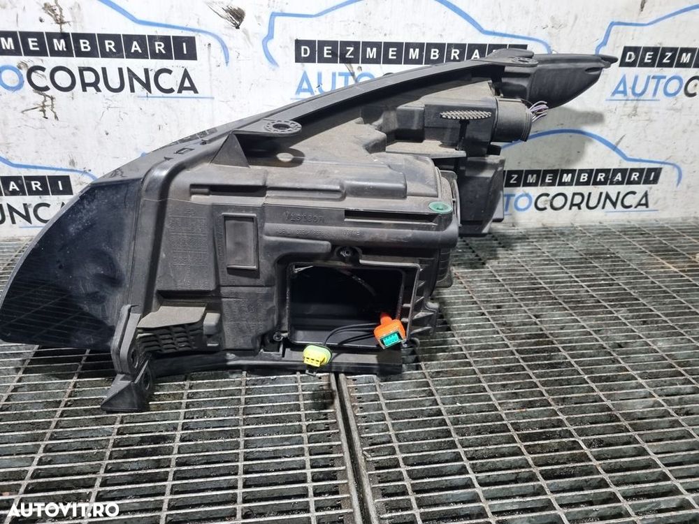 Far Dreapta Land Rover Range Rover Evoque 2012 - 2015 SUV 2 Usi (1226) Xenon - 3