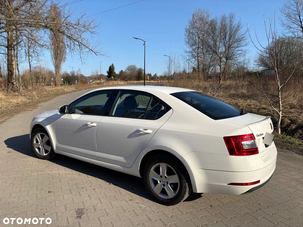 Skoda Octavia 1.5 TSI ACT Ambition - 4