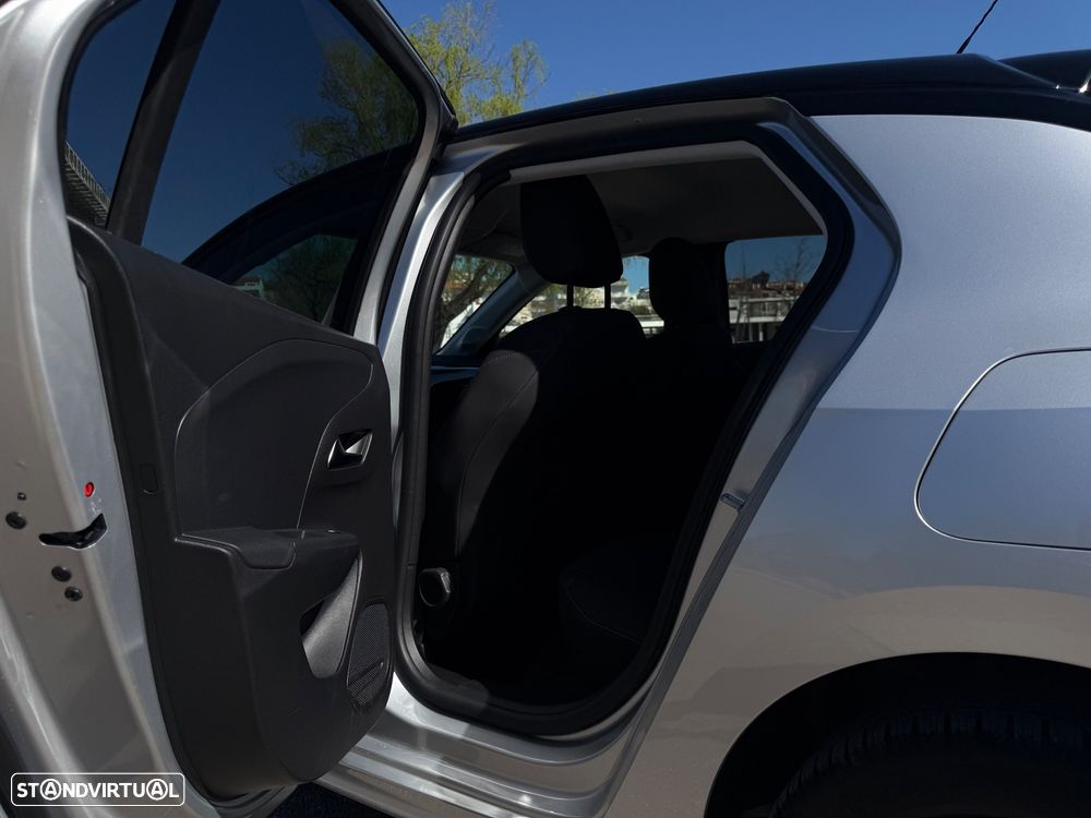 Opel Corsa-e Elegance - 38