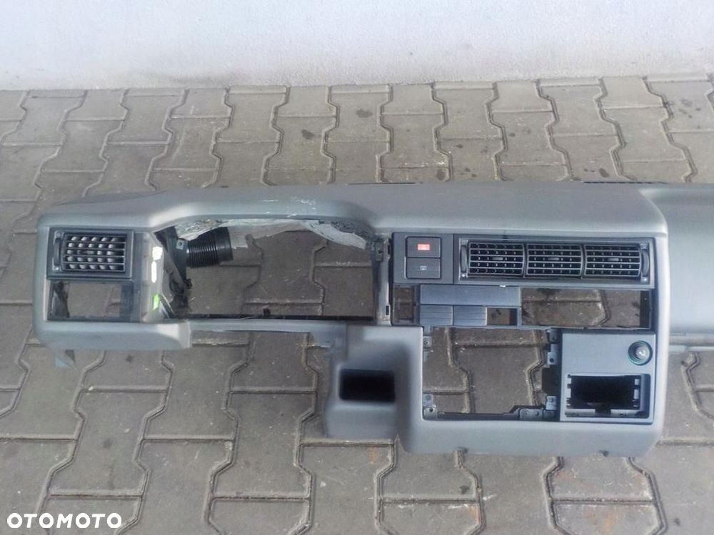 VW T4 96-98 MULTIVAN DESKA ROZDZIELCZA MIĘKKA - 2