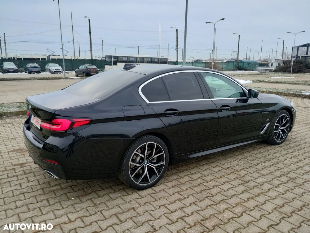 BMW Seria 5 520d xDrive Aut. M Sport Edition - 4