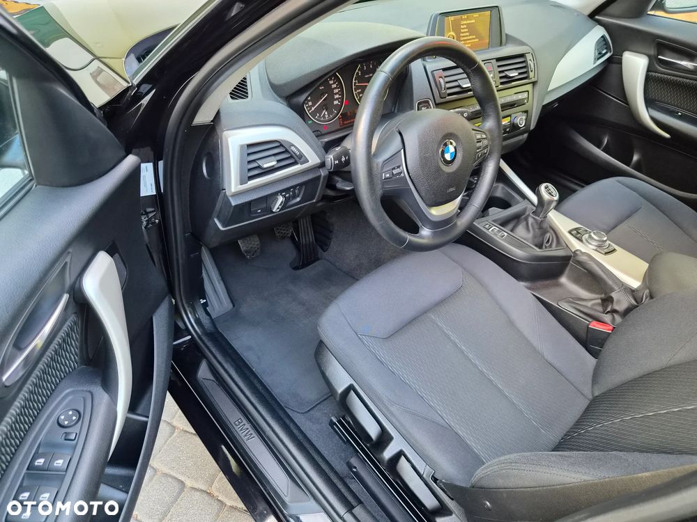 BMW Seria 1 116i Sport Line - 10